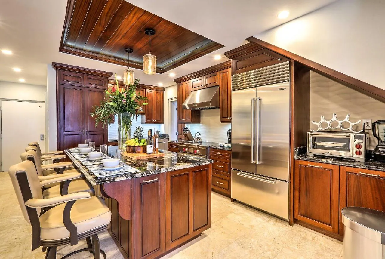 Luxury St Thomas Condo Ocean View And Beach Access Nazareth Apartment