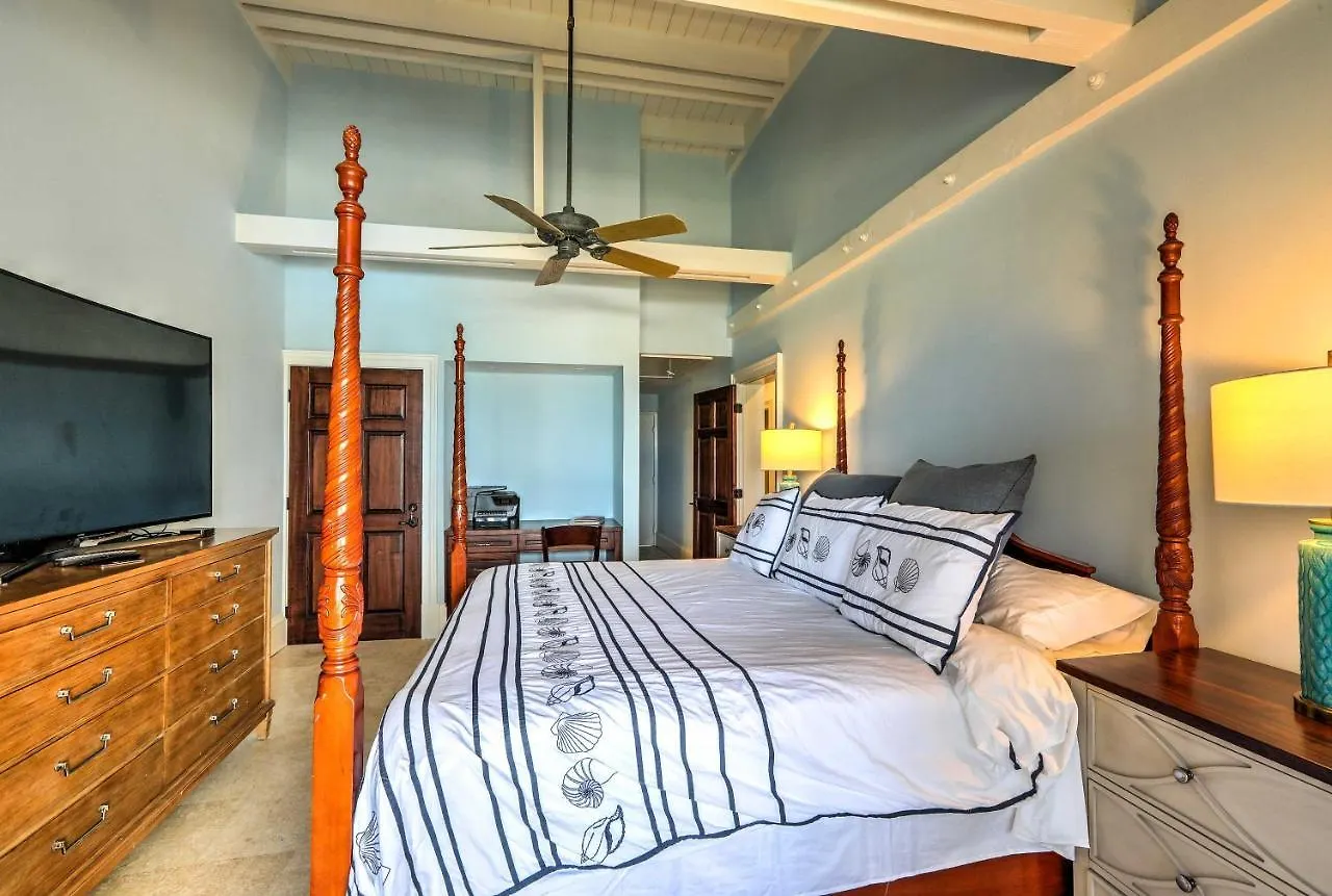 Luxury St Thomas Condo Ocean View And Beach Access Nazareth Apartment